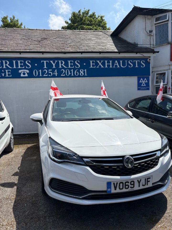2019 Vauxhall Astra